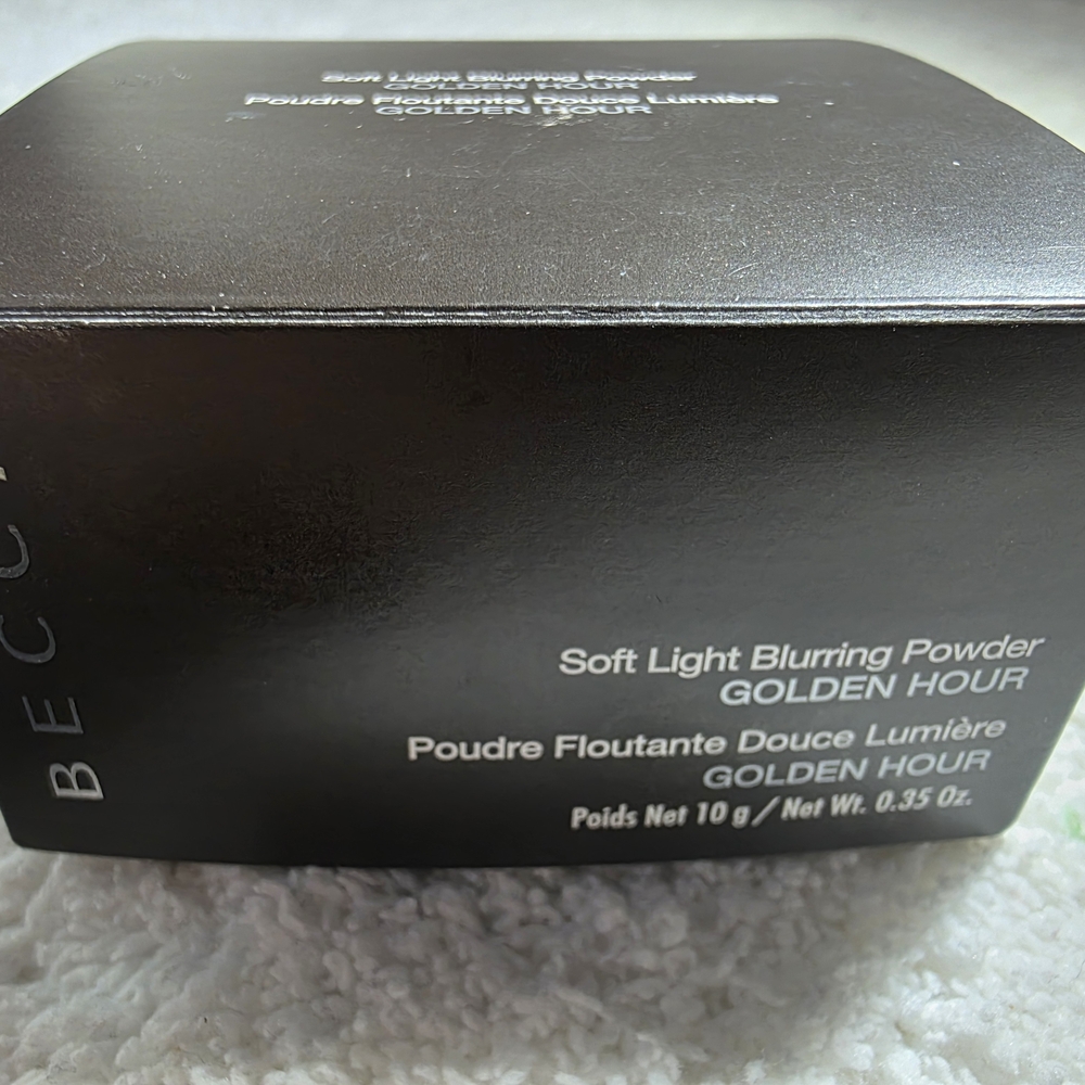 BECCA Soft Light Blurring Powder in Golden Hour
